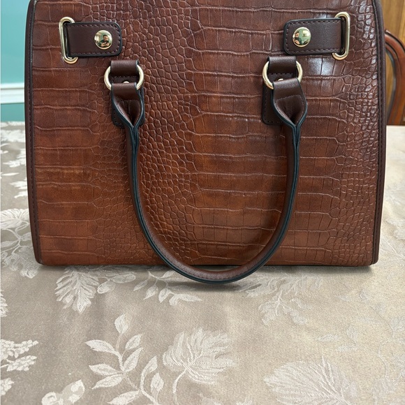 Elegant Brown Crocodile Embossed Satchel and Wallet Set - Picture 3 of 12